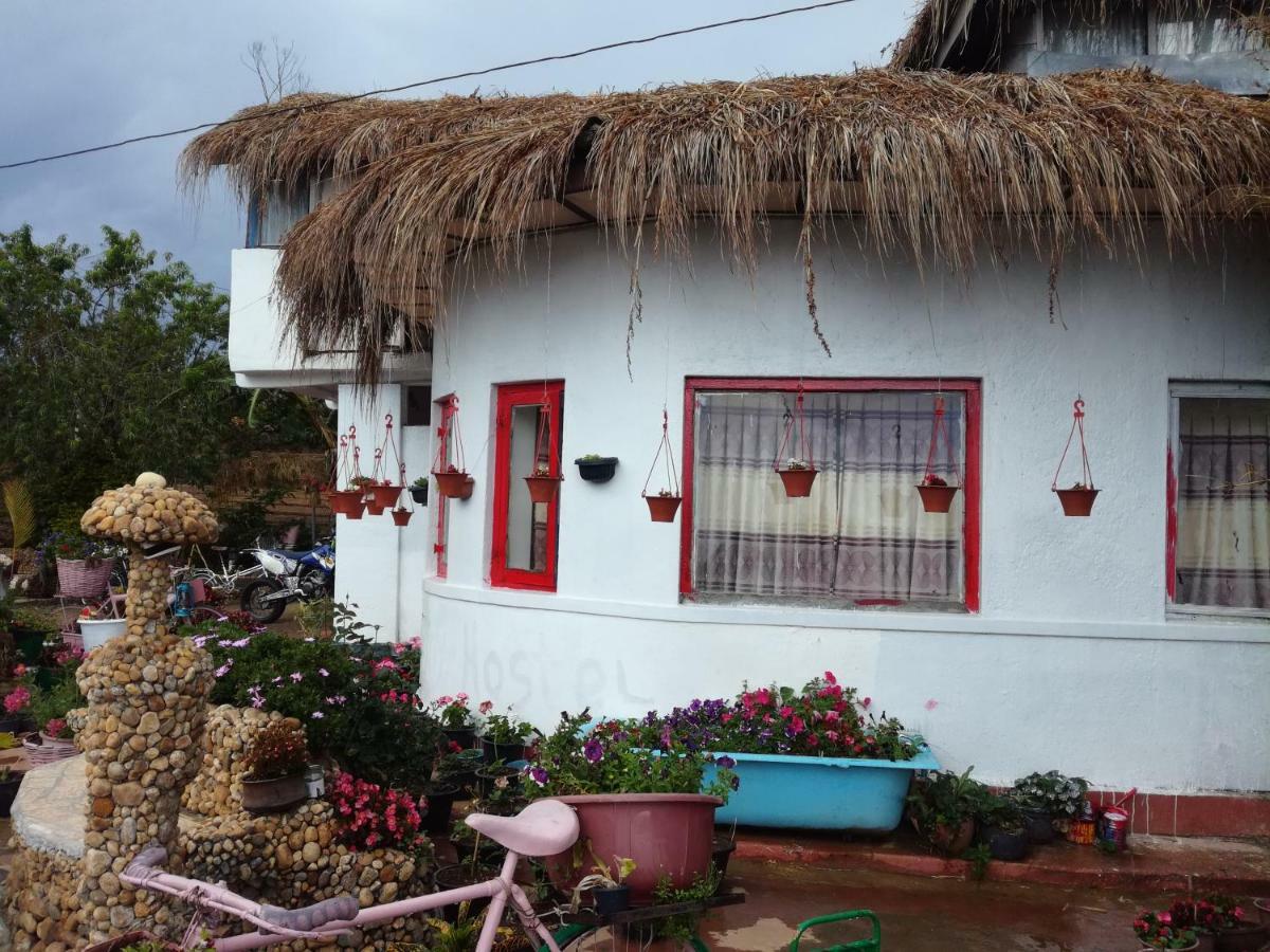 Fairy Hostel Νουβάρα Ελίγια Εξωτερικό φωτογραφία