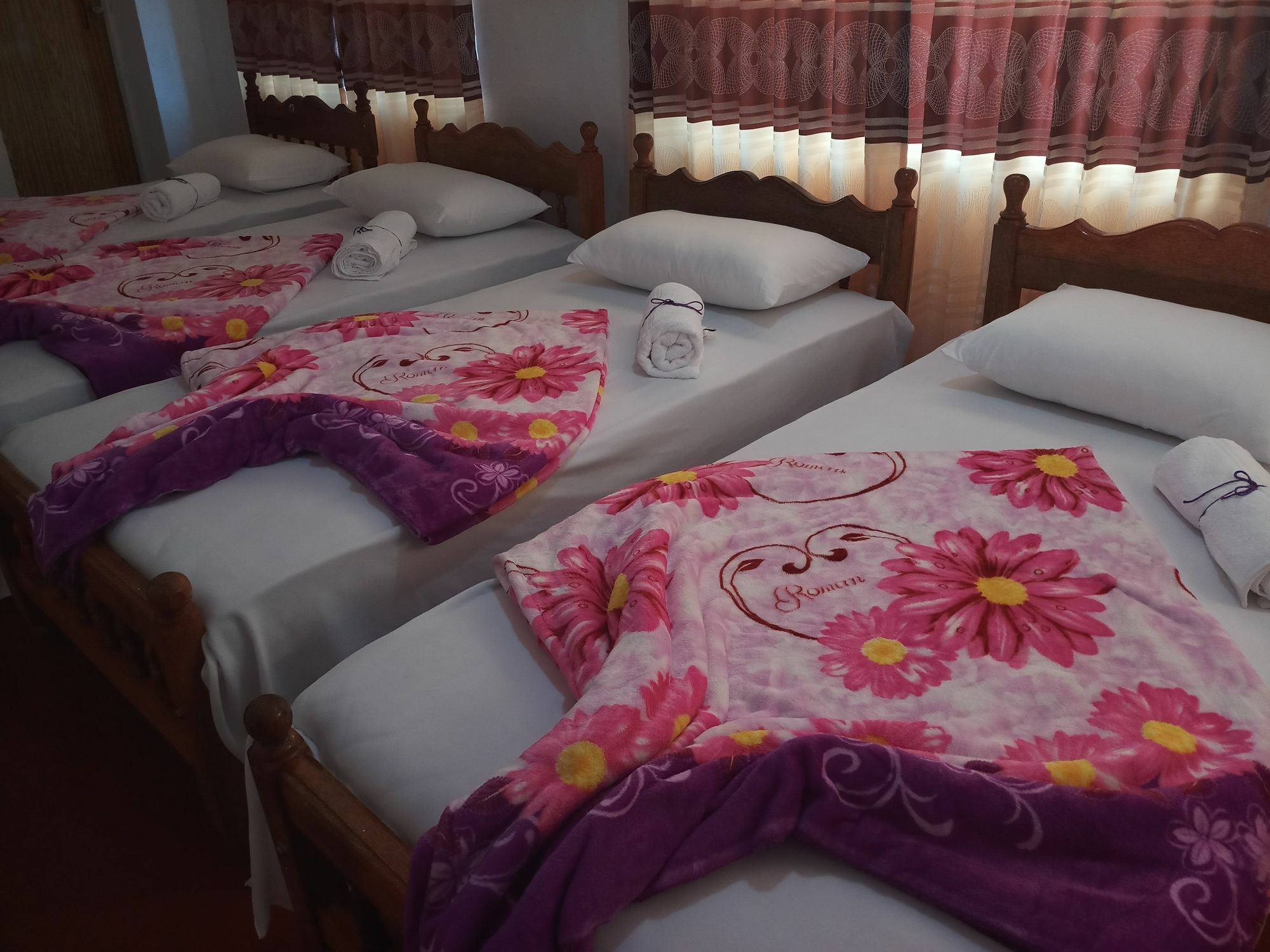 Fairy Hostel Νουβάρα Ελίγια Εξωτερικό φωτογραφία